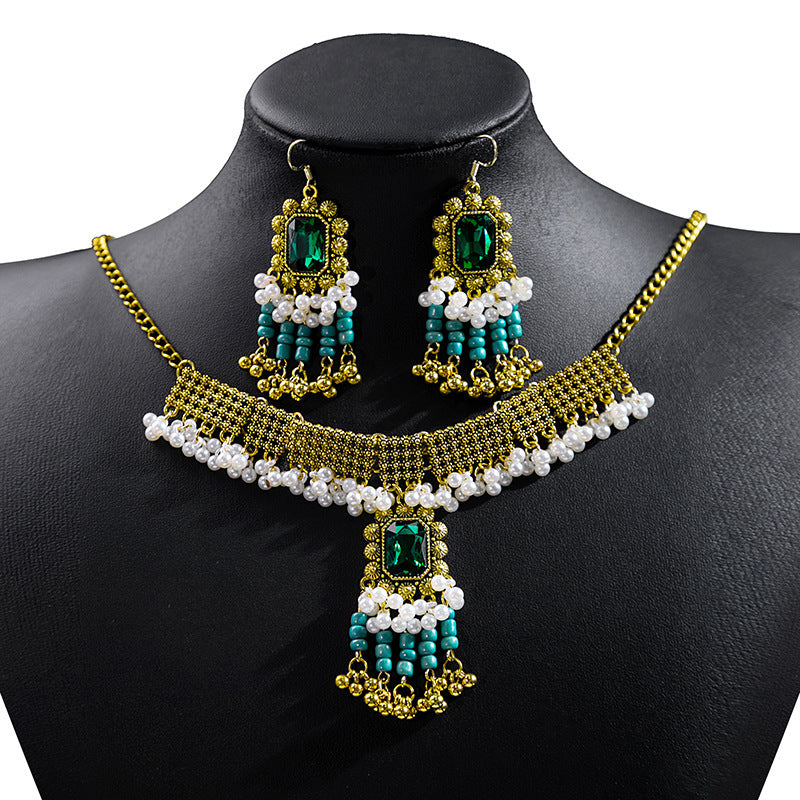Women's Suite Retro Court French Pearl Water Jewelry Set
