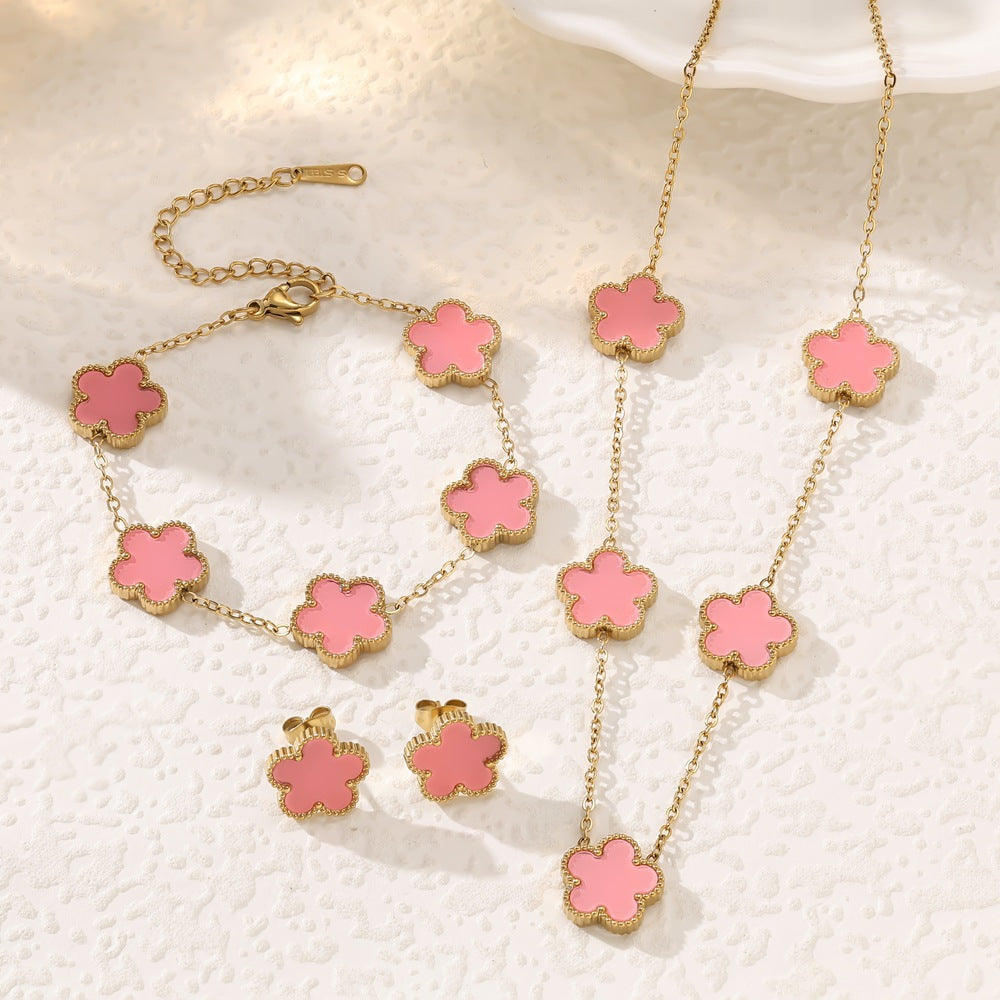 Women's Plating Temperament Wild Titanium Steel Lucky Five-leaf Necklaces