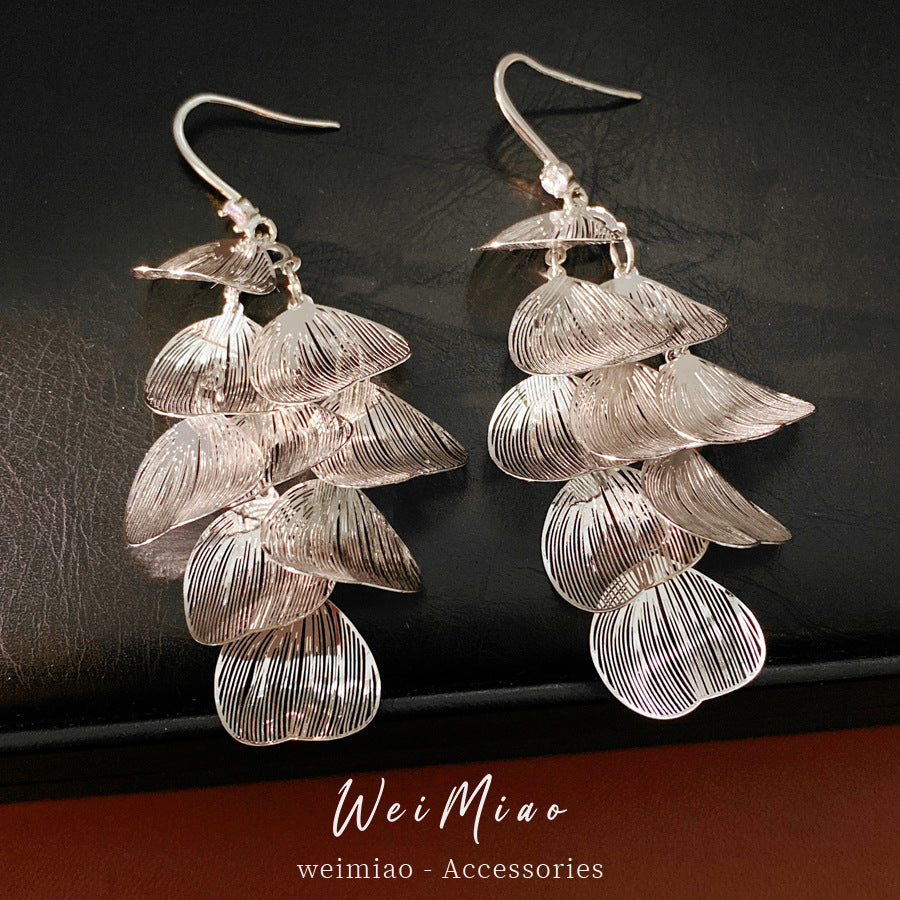 Women's Petals Hollow Tassel Exaggerated Personalized Light Luxury High-grade Earrings