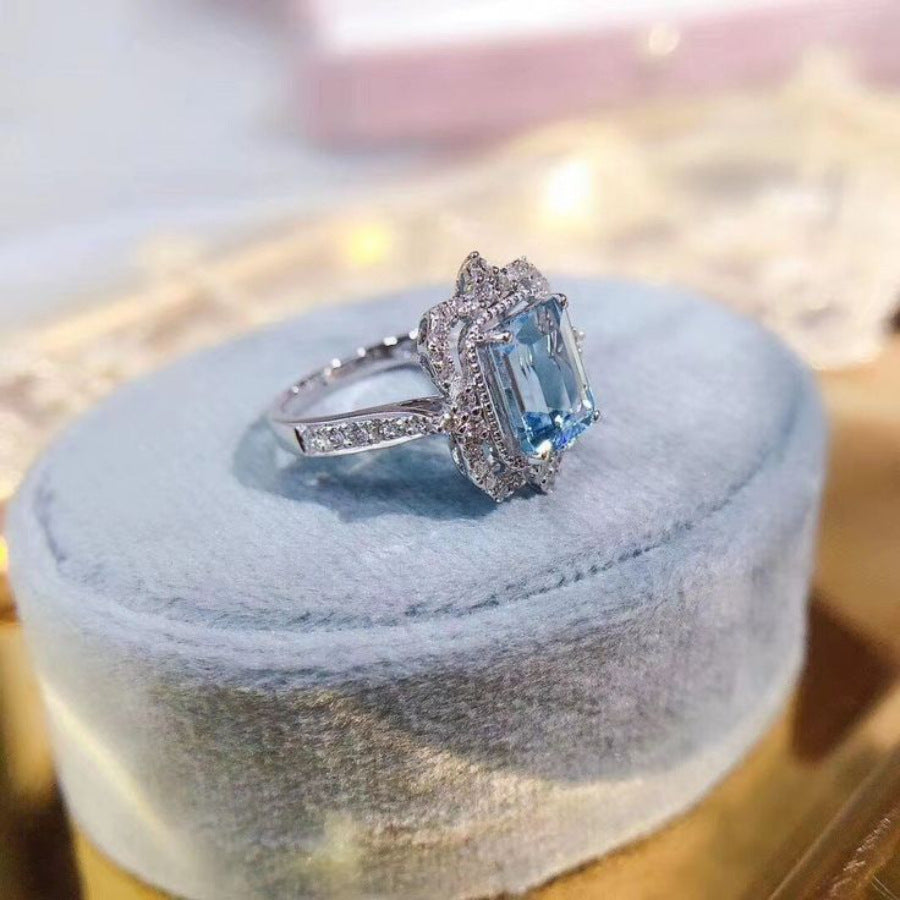 Women's Fashion Alloy Inlaid Zircon Engagement Ring