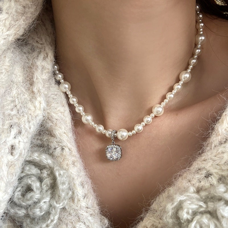 Women's Rose Square Diamond Pearl Light Luxury Necklaces