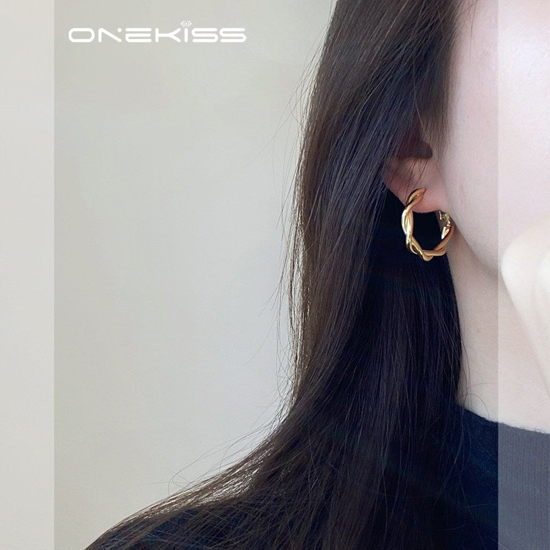 Women's Simple Metallic Retro Fashion Ear Design Earrings