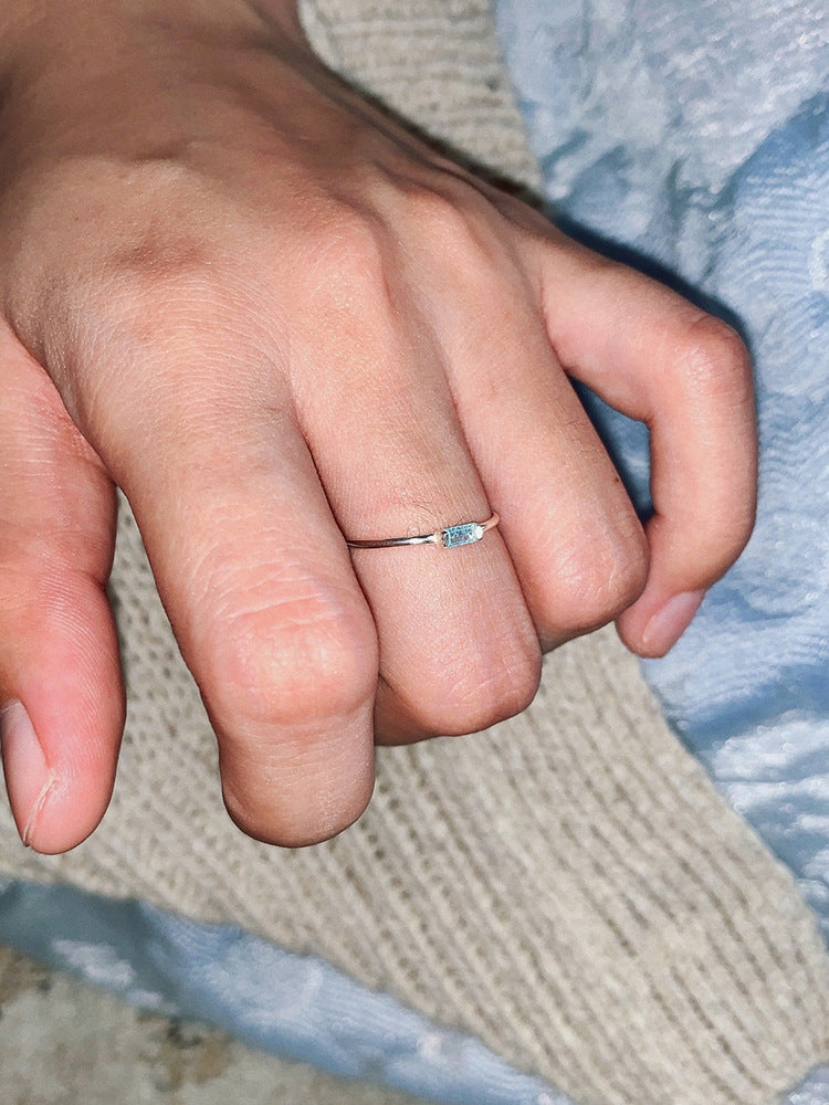 Cold Wind Ice Sea Blue Zircon Small Square Diamond Very Ring
