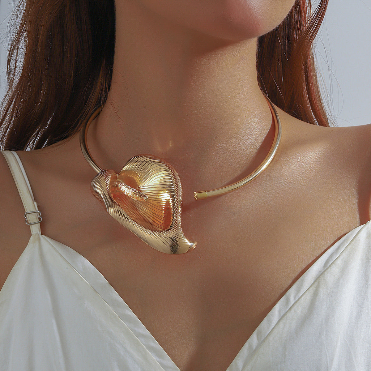 Exaggerated Personalized Common Calla Open Fashion High Sense Three-dimensional Flowers Necklaces