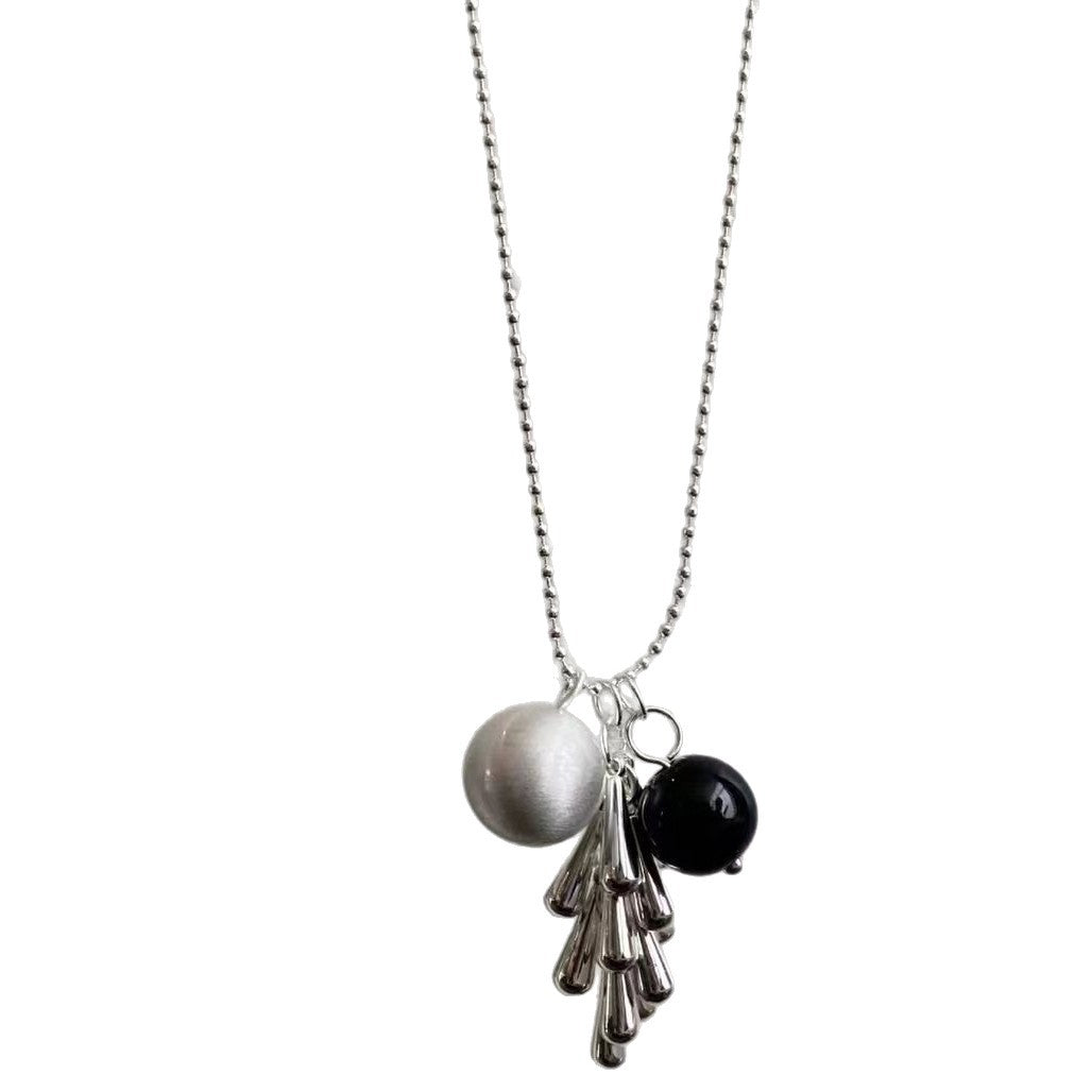Women's Grape Cluster Light Luxury Temperament Style Ball Sweater Chain Design Pendants