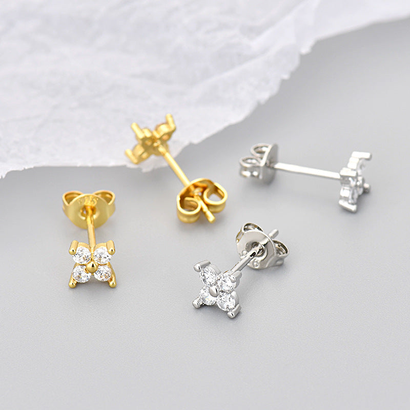 Four Leaf Clover Ear Sweet Compact Temperamental Affordable Luxury Earrings