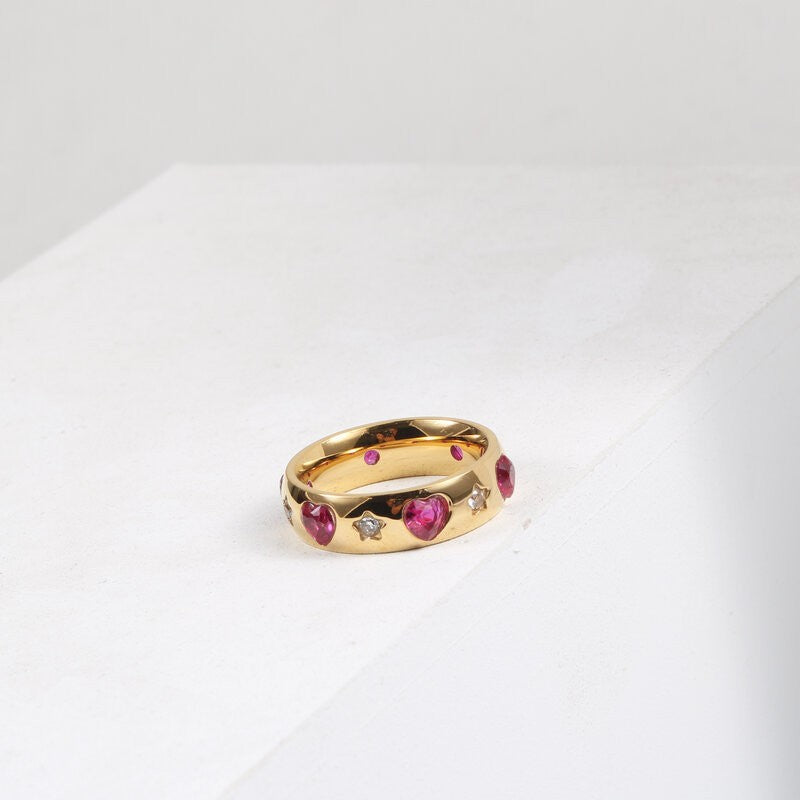 Circle Red Heart Zircon Titanium Steel Gold Ring