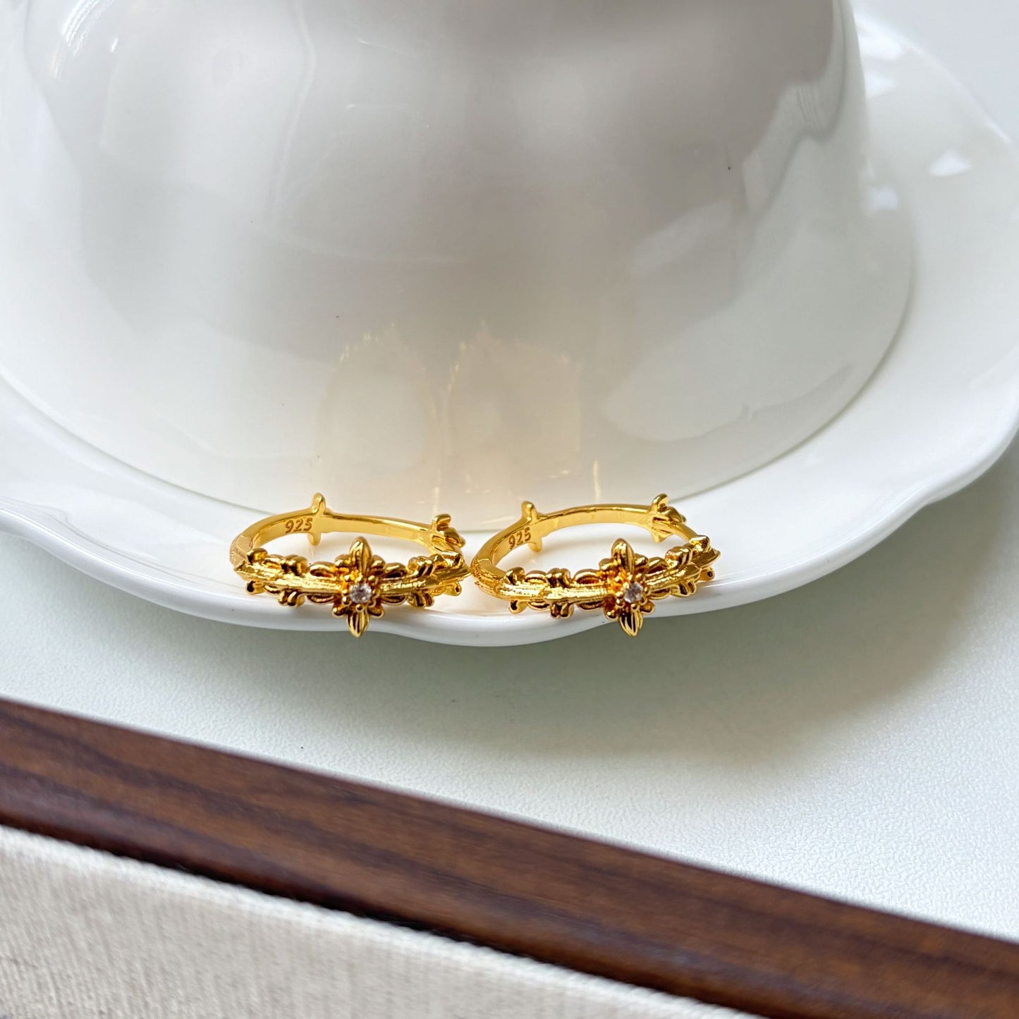 Women's Niche Cross For High-grade Light Luxury Versatile Rings