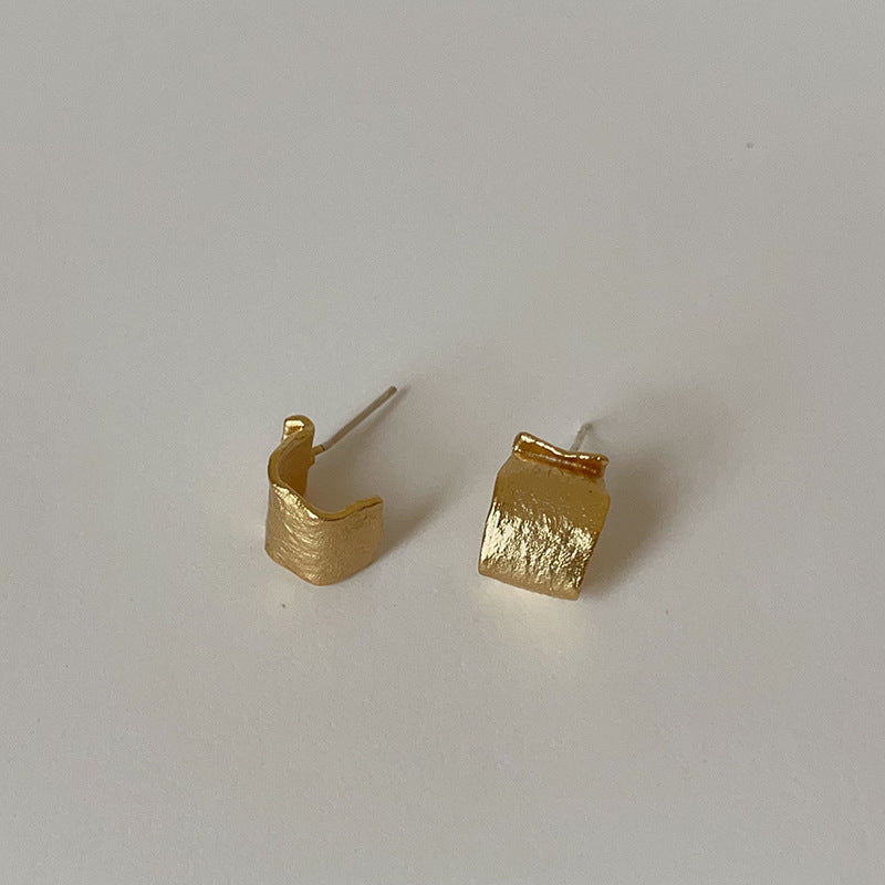 Women's Hammered Pleated Metal Ear Niche Personality Earrings