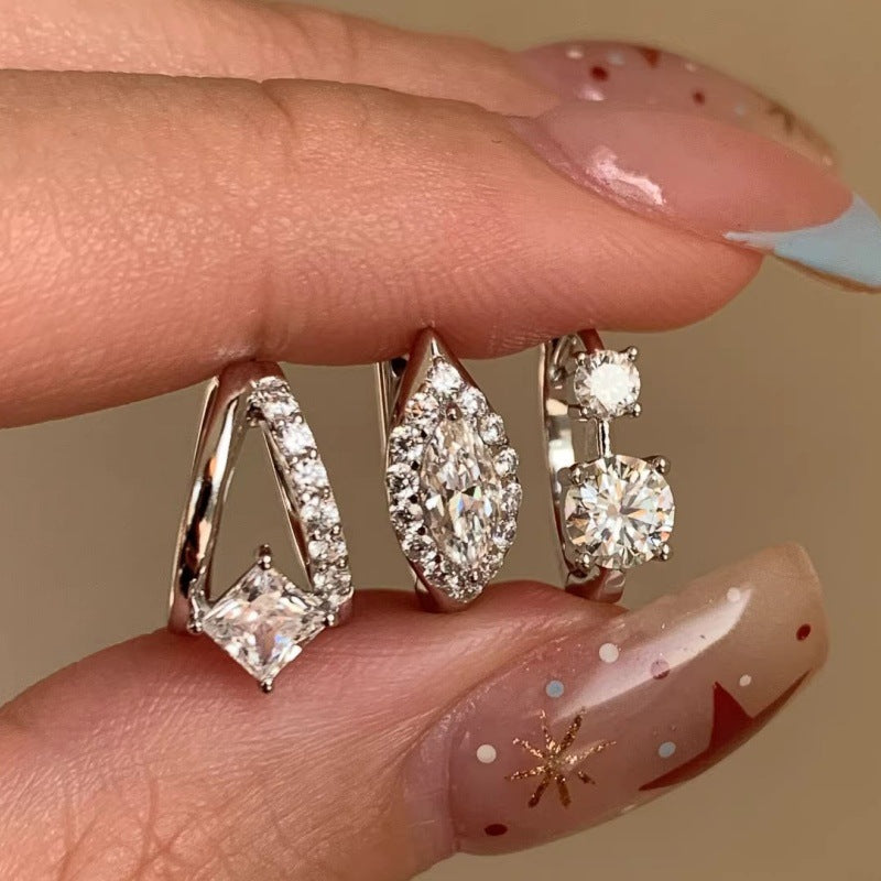 Eye Diamond Surround Ear Clip Exquisite Frosty Earrings