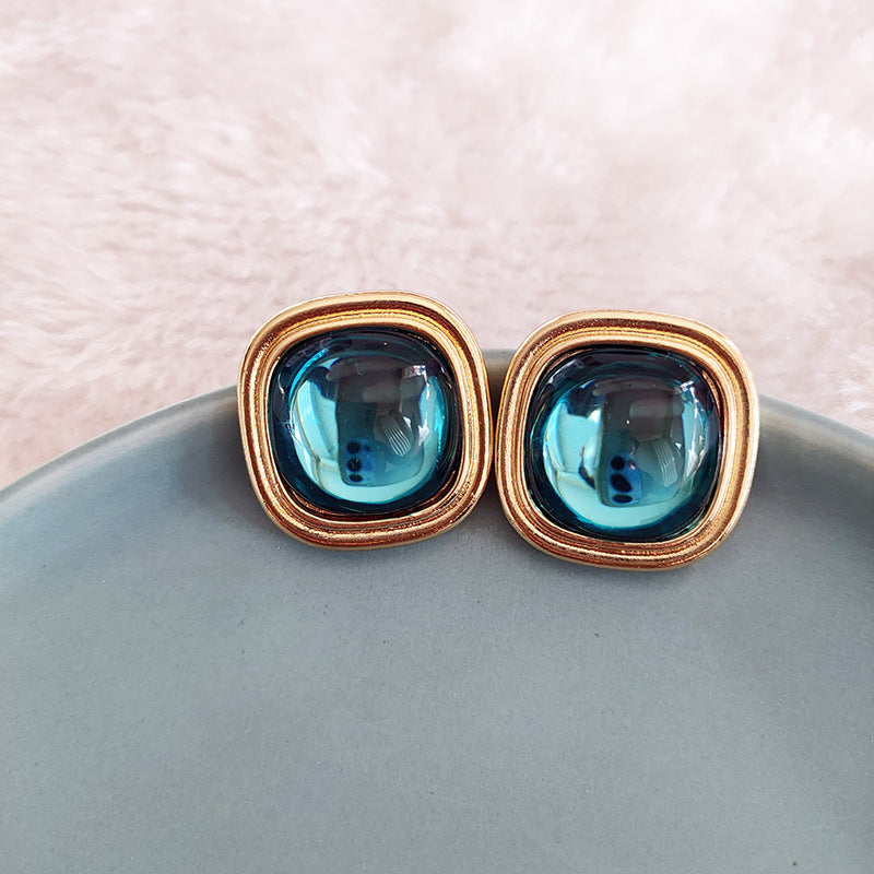 Women's Classic Style Medieval Geometric Amber Light Green Ear Clip Earrings