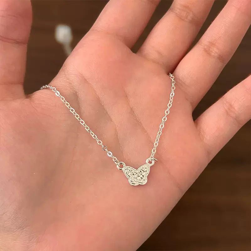 Women's Wind Clavicle Chain Design Love High-grade Necklace