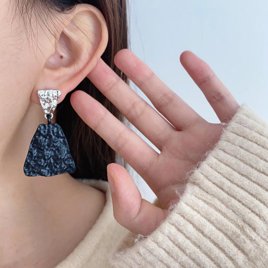 Women's Fashion Irregular Personality Affordable Luxury High-grade Cold Rings