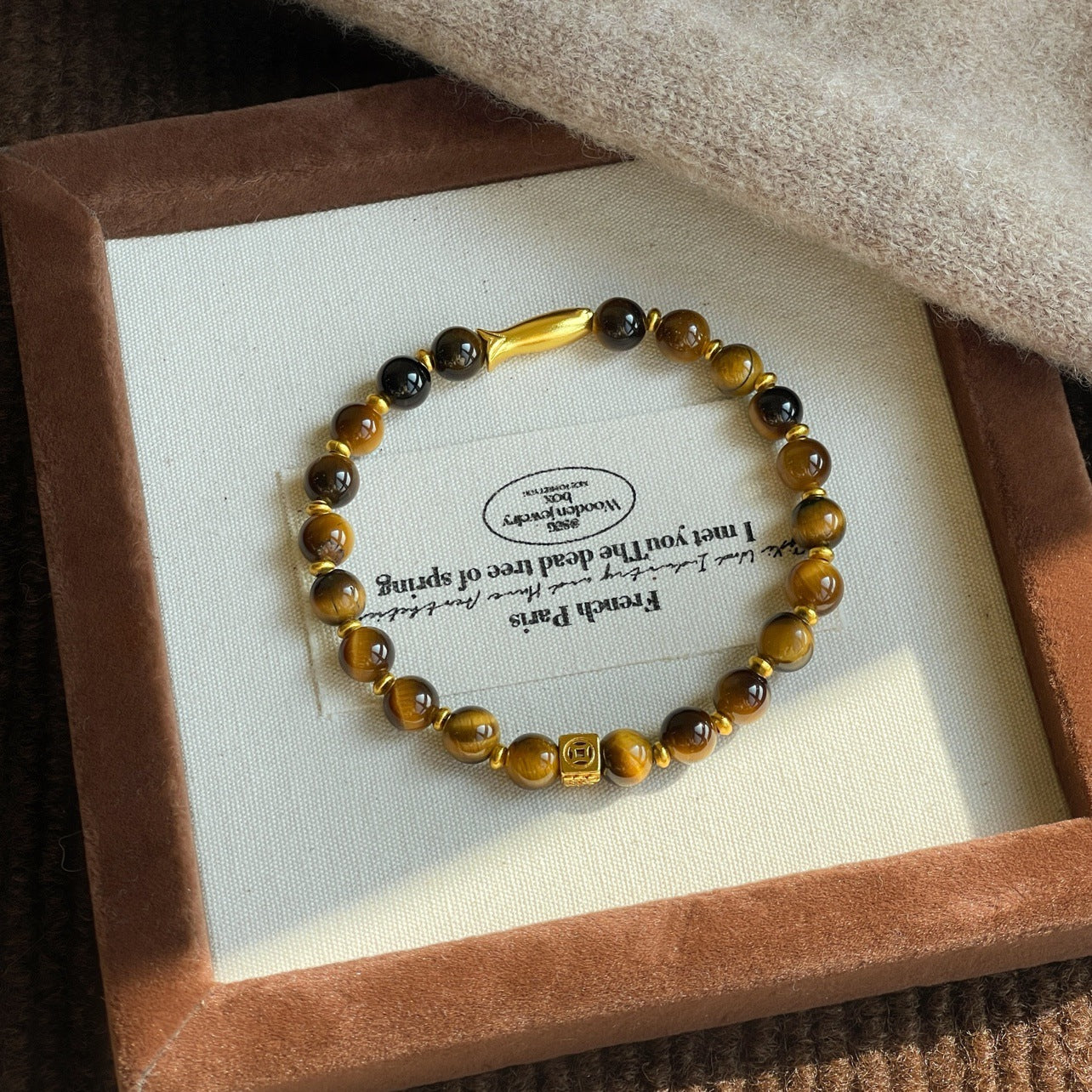Women's Minority Tigereye Goldfish Simple High Class Elegant Hand Bracelet