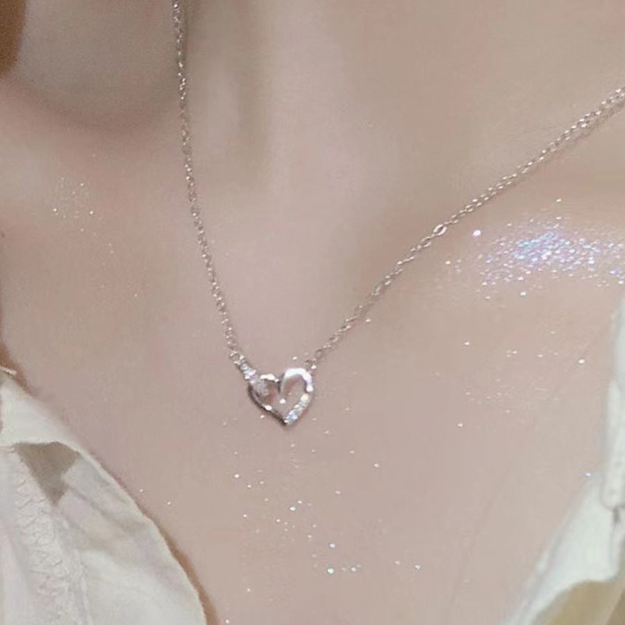 Women's Advanced Design Style Fashionable Simple Clavicle Necklace