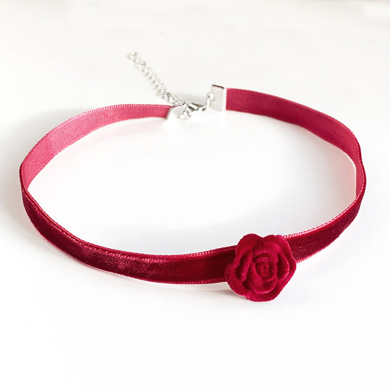 Roses Hot Atmosphere Female Niche Design Collar