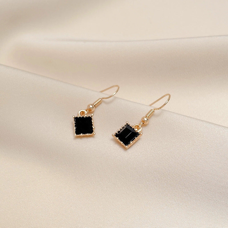 Women's Bone Niche Clips Light Luxury Elegant Stud Earrings