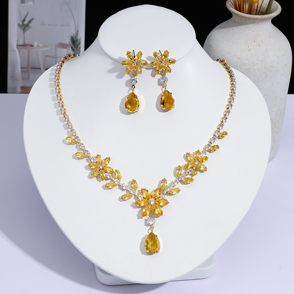 Full Diamond Drop-shaped Temperament The Dinner Party Jewelry Set