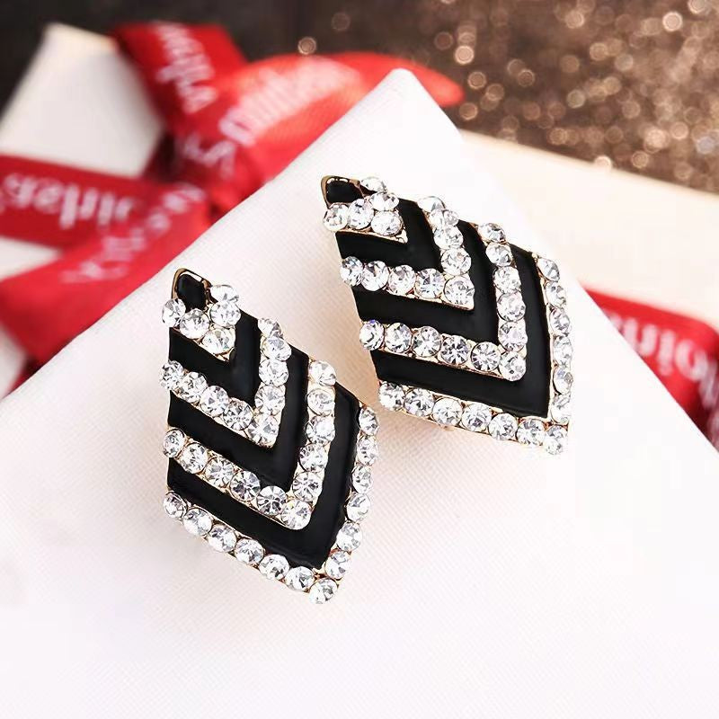 Women's Rhombus Stripe Diamond Versatile High-grade Temperament Stud Earrings
