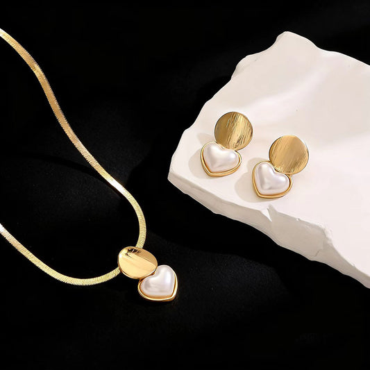 Love Heart Suite Niche Design Clavicle Chain Commute Jewelry Set