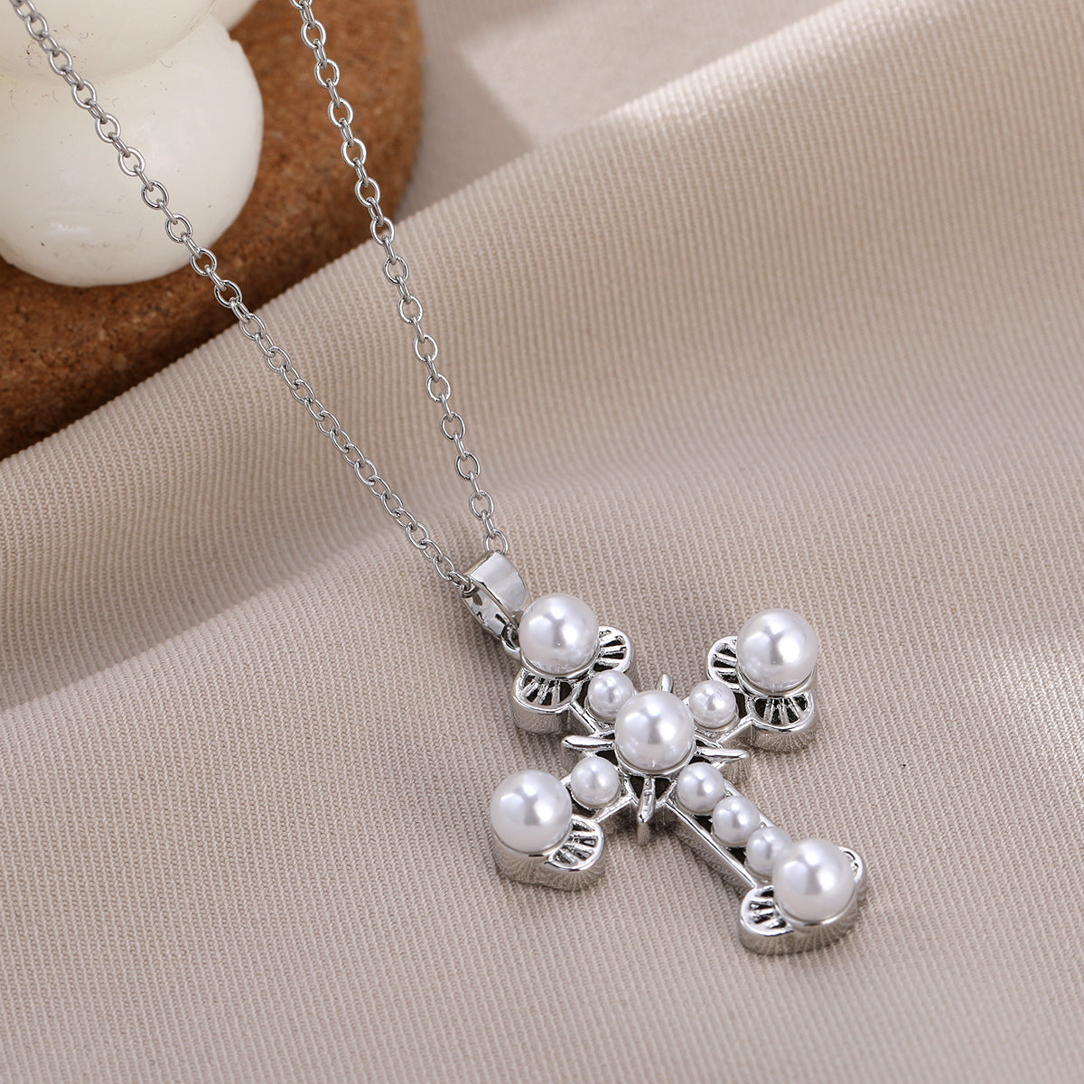 Vintage Cross O-shaped Chain Micro Inlaid Zircon Pearl Necklaces