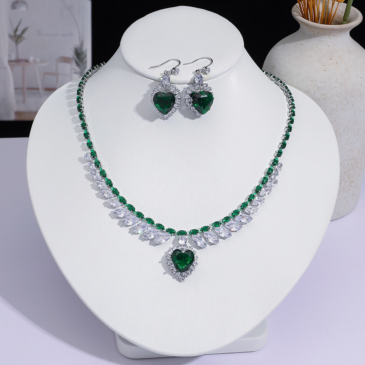 Full Diamond Drop-shaped Temperament The Dinner Party Jewelry Set
