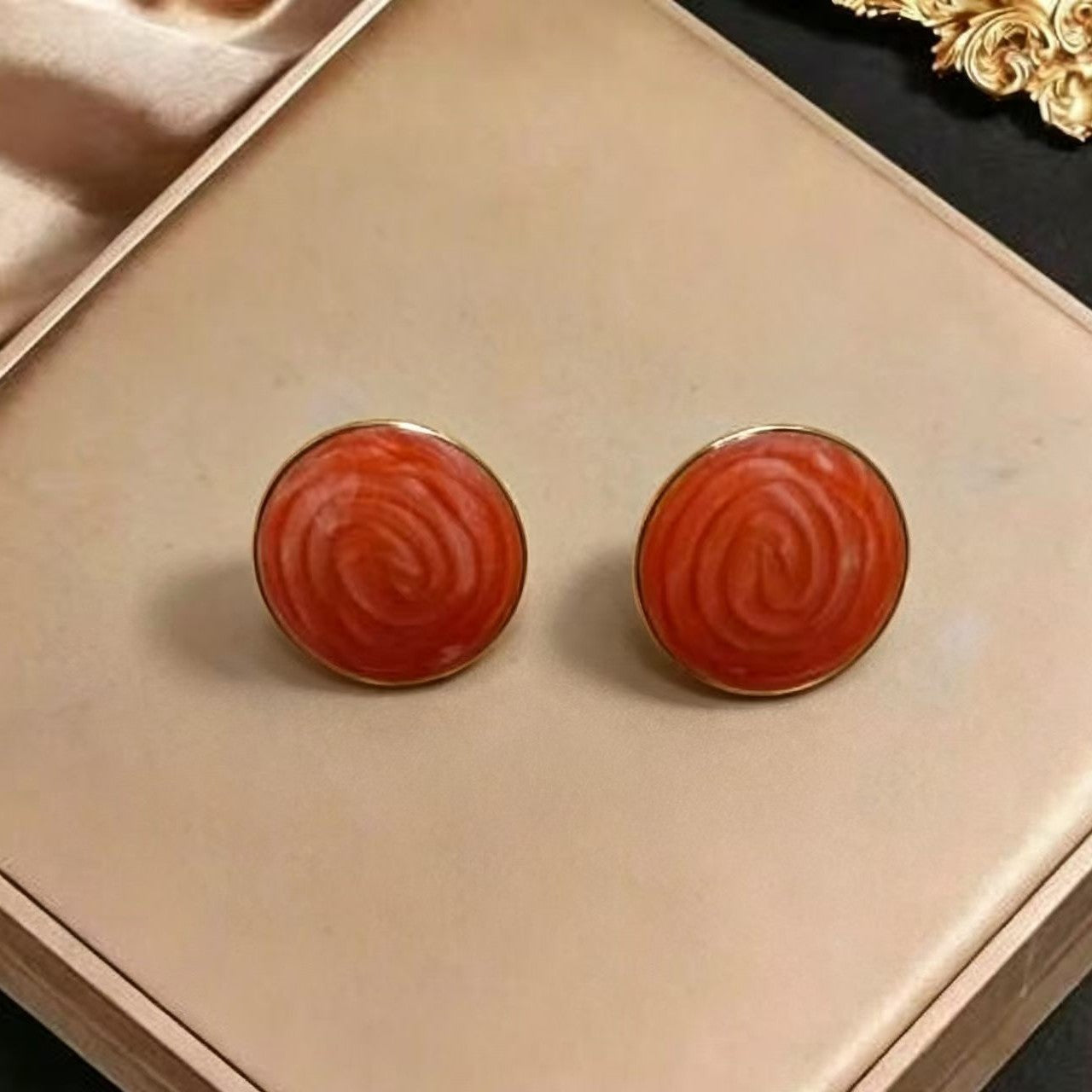 Women's Stainless Steel Oil Dripping Twisted Geometric Light Luxury High Stud Earrings