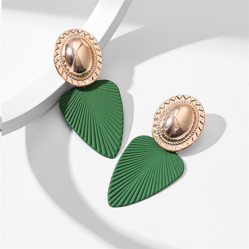 Women's Summer Leaves Fashion Design Sense Alloy Earrings