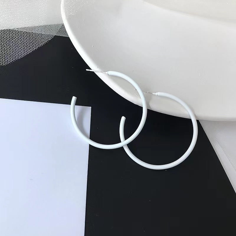 Sier Needle Metal Circle Paint Fashion Exaggerated Temperamental Earrings