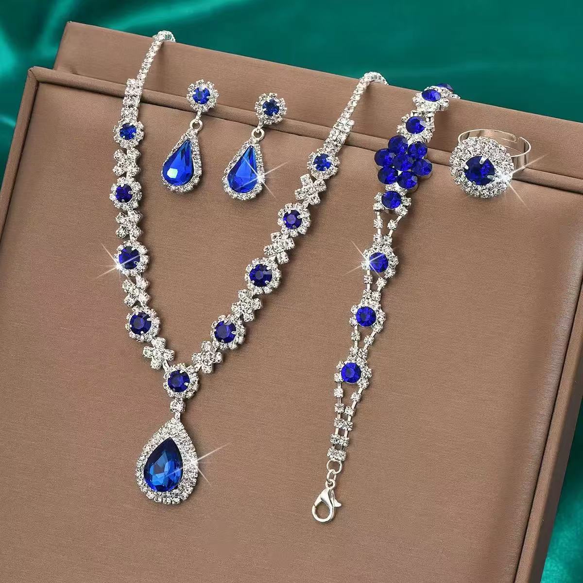 Fashion Simple Rhinestone Two-piece Bridal Wedding Jewelry Set