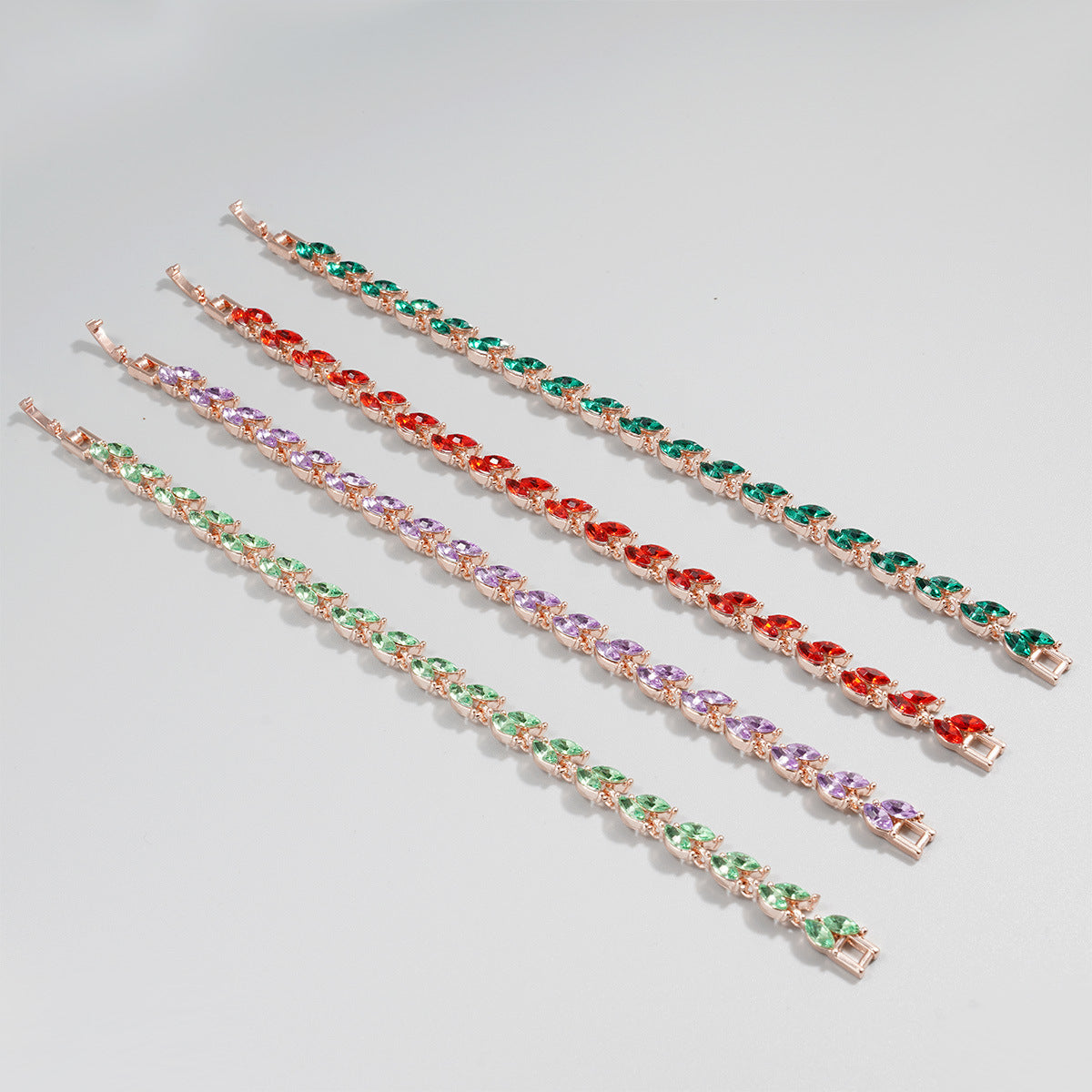 Green Zircon Female Small Willow Leaf Crowd Bracelet