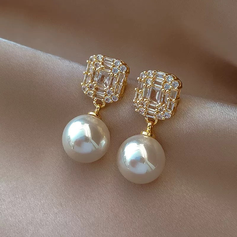 Women's Low Price Light Luxury Premium Temperamental Pearl Eardrops Rings
