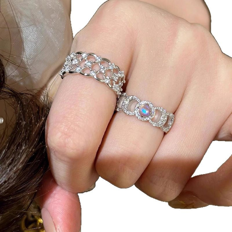 Designer Model Full Diamond Moonlight Female Hollow Carved Refined Stylish Ring