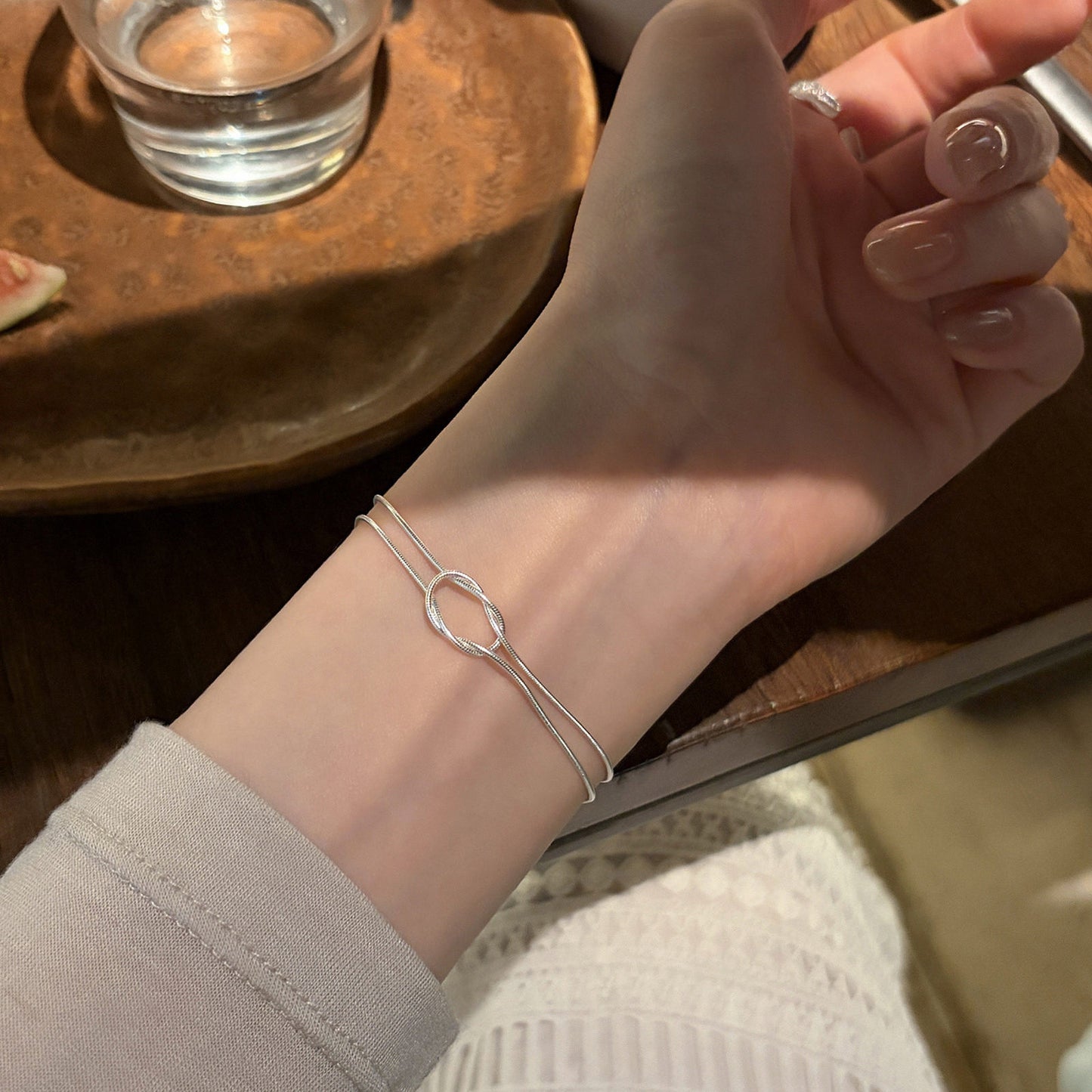 Women's Simple Fashion Snake Bones Chain Connecting Cold Style Design Bracelet