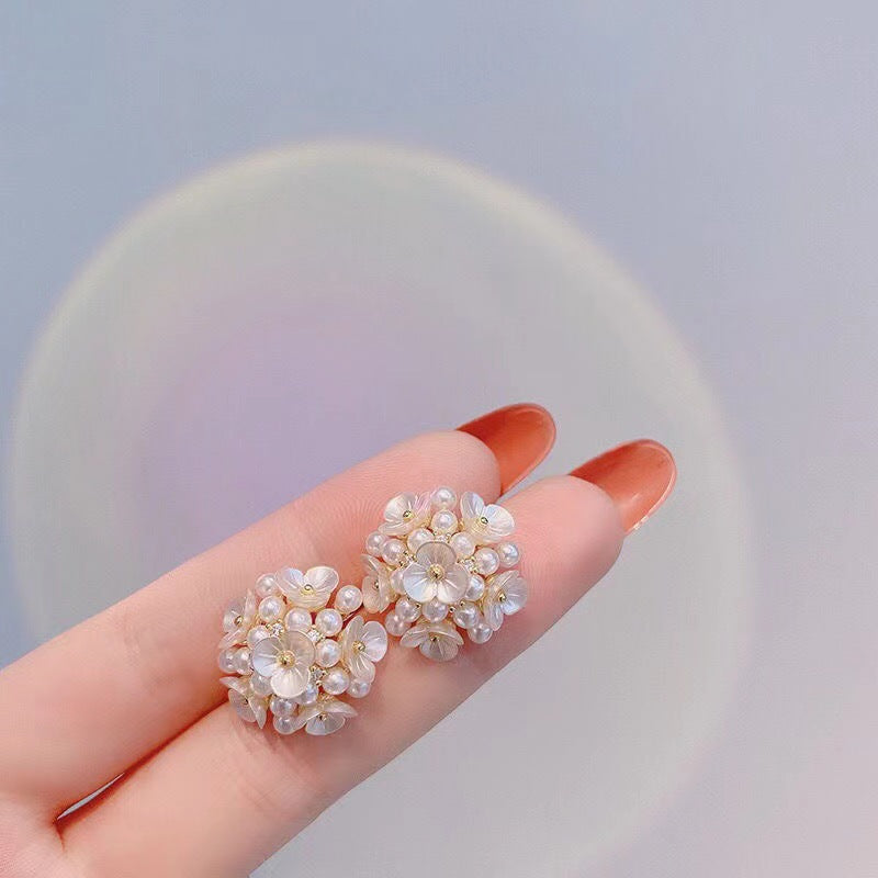 Cluster Exaggerated High Class Elegant Female Imitation Rings