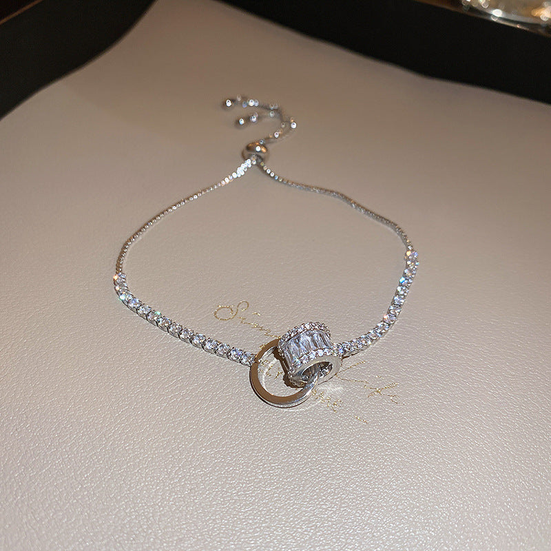 Women's Korean Geometric Round Zircon Light Luxury High-grade Stylish Simple Bracelets