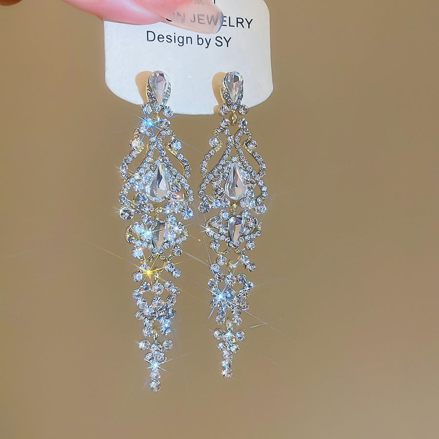 Women's Style Banquet Luxury Geometric Water Drop Light High-grade Party Earrings
