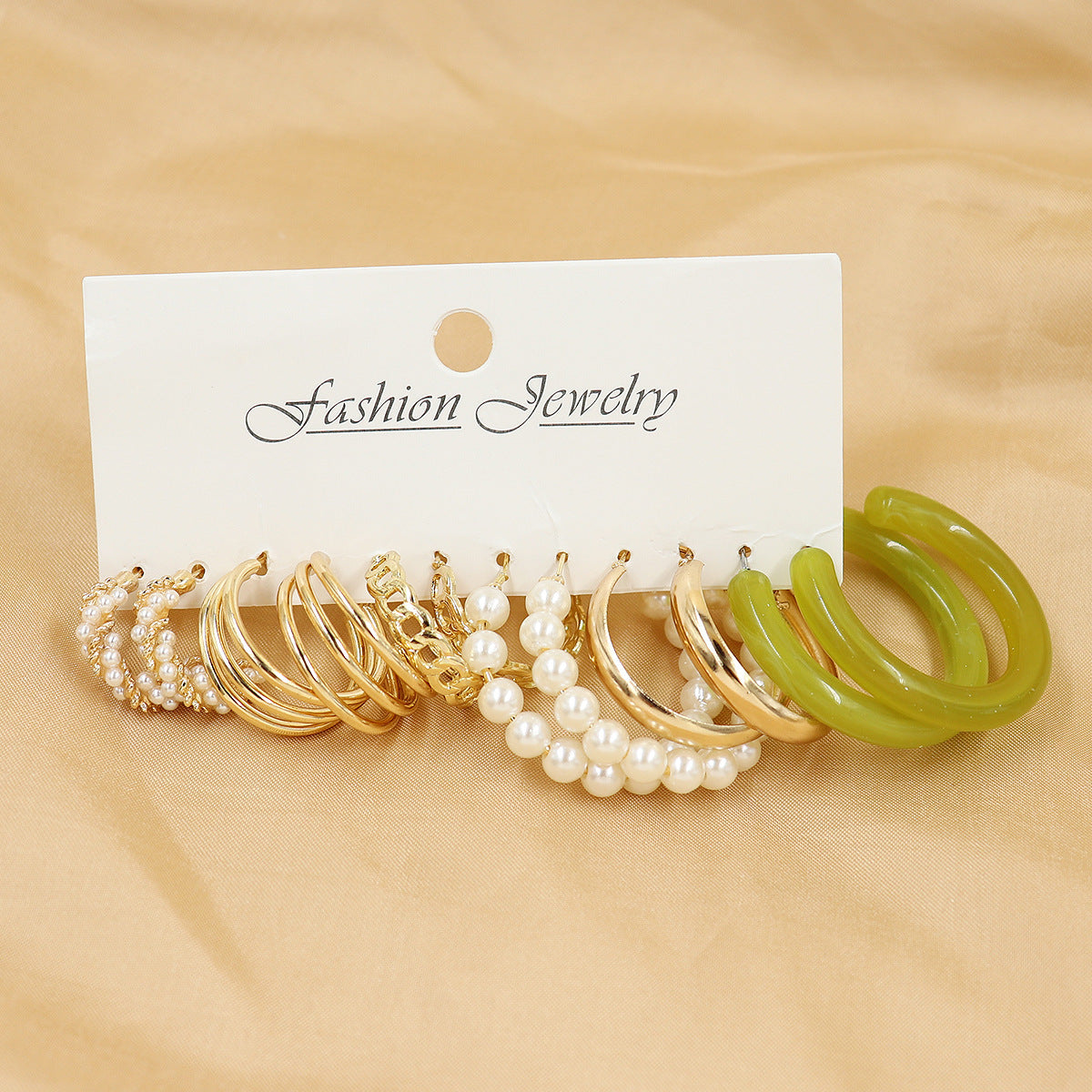 Women's Fresh Summer Versatile Acrylic Round Pairs Plastic Earrings
