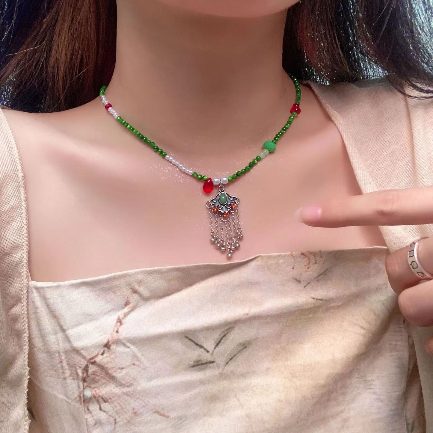 Women's Light Luxury Creative Niche Personality Clavicle Chain High Sense Necklaces