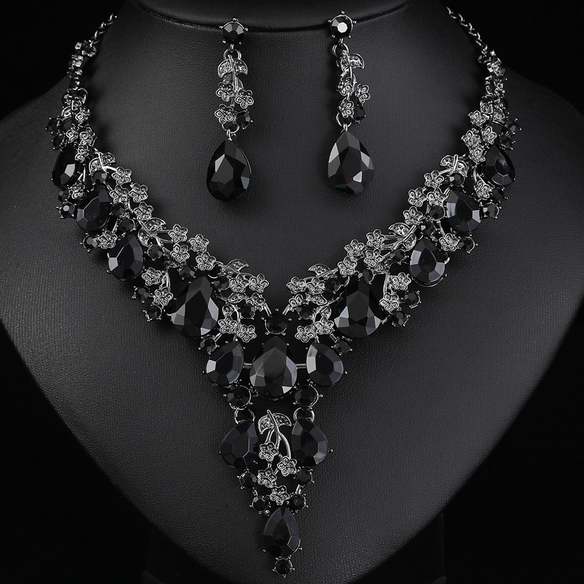 Suite High-grade Three-piece Bridal Wedding Dress Jewelry Set