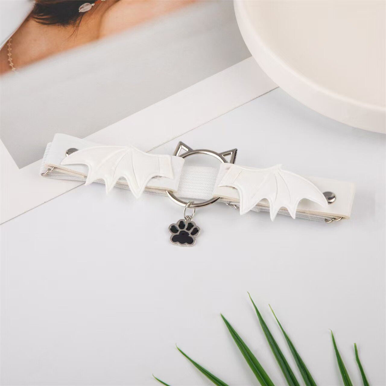 Women's Love Bell Leg Punk Style Lace Thigh Rings