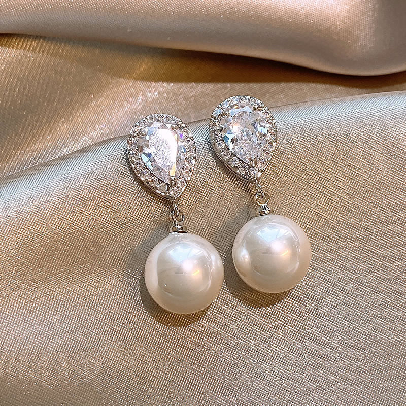 Women's Bone Niche Clips Light Luxury Elegant Stud Earrings