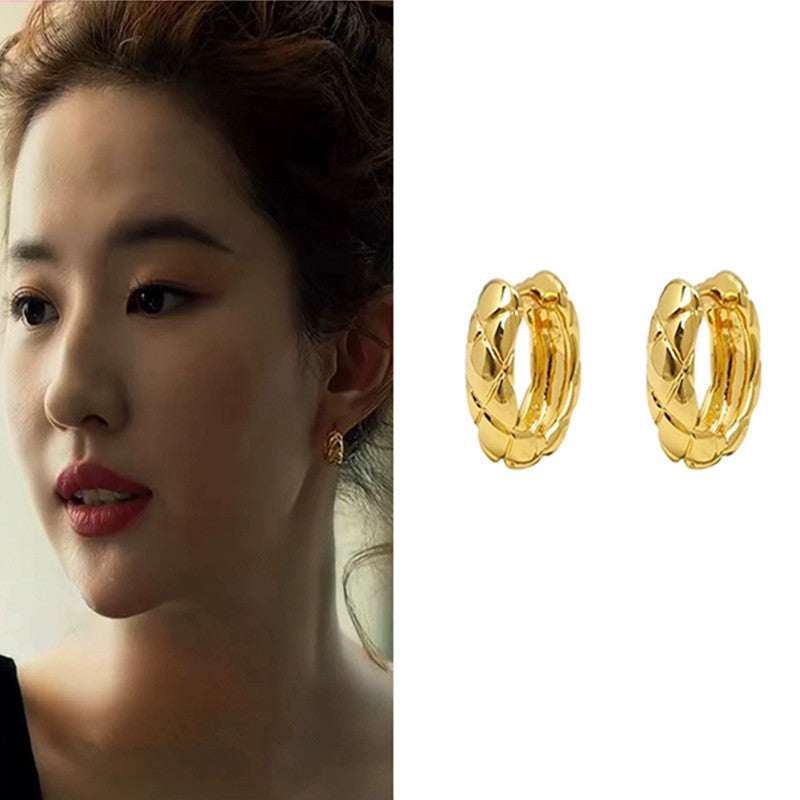 Women's Romance Yellow Gold Circle Diamond Plaid Earrings