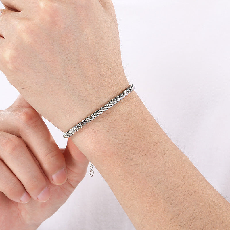Women's & Men's Personality Vacuum Plating Claw Chain Stainless Steel Bracelets