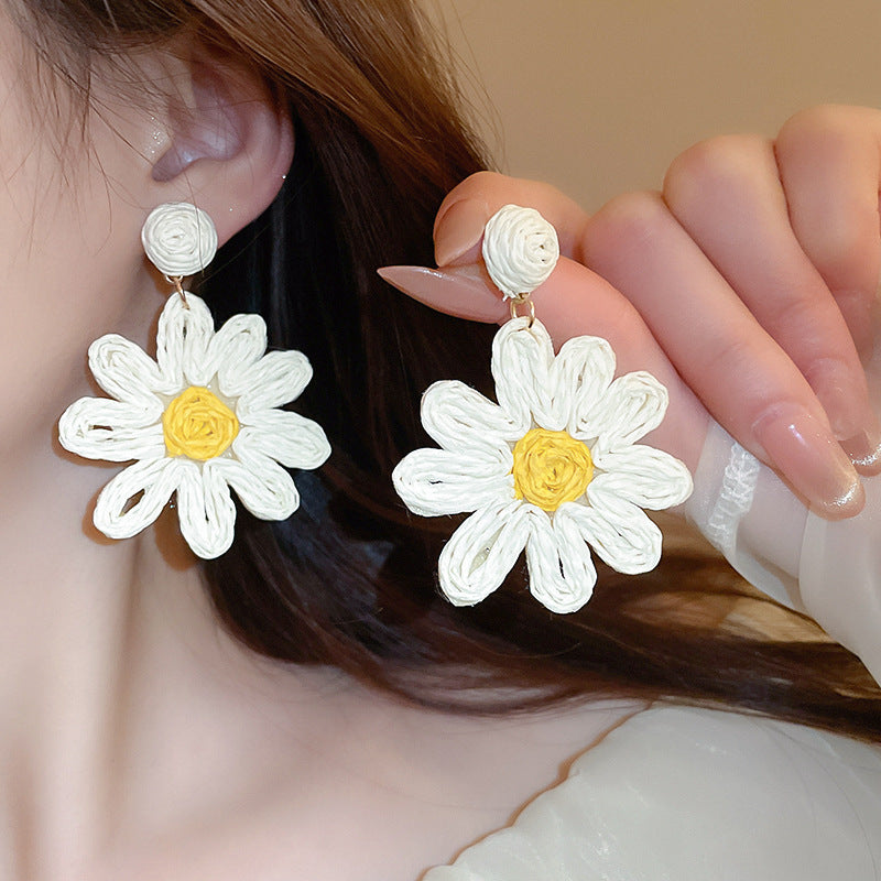 Net Yarn Flowers Tassel Fresh Sweet Earrings