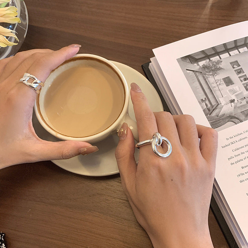 Women's Retro Fashion French Index Finger Live Ring