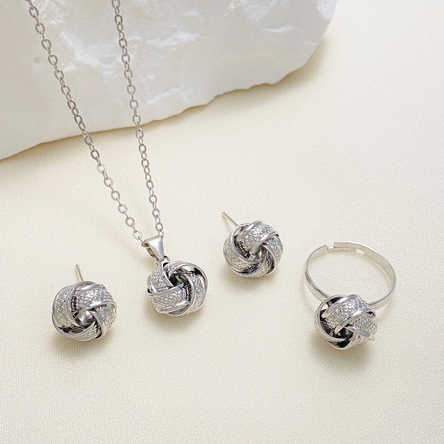 Bends Hitches Female Creative Knotted Twist Jewelry Set