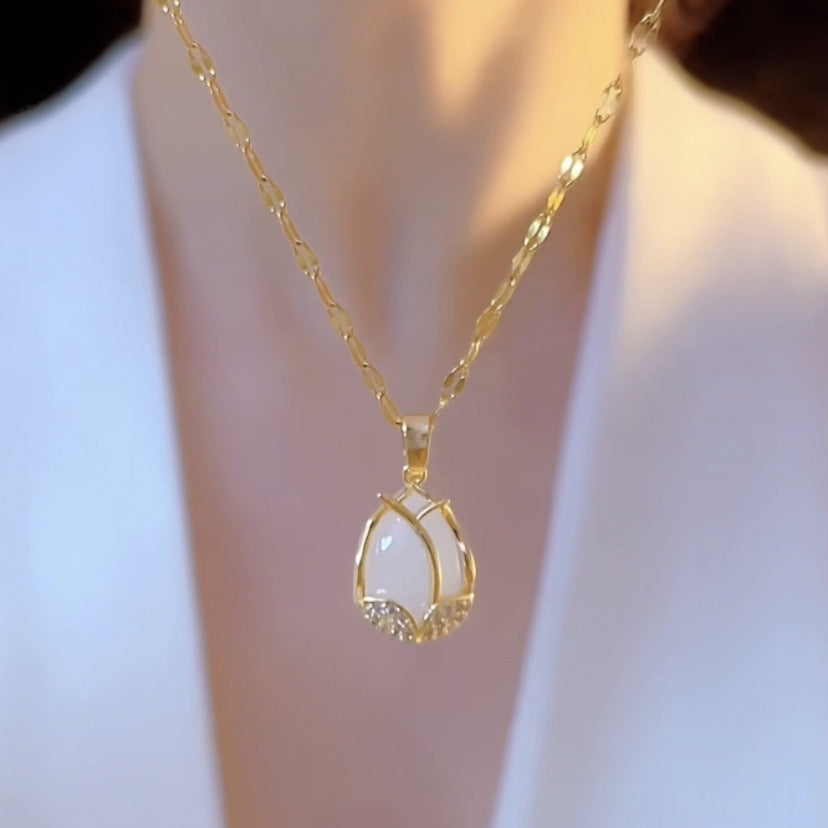 Tulip Light Luxury Minority Design Trendy Titanium Steel Temperament Clavicle Necklace