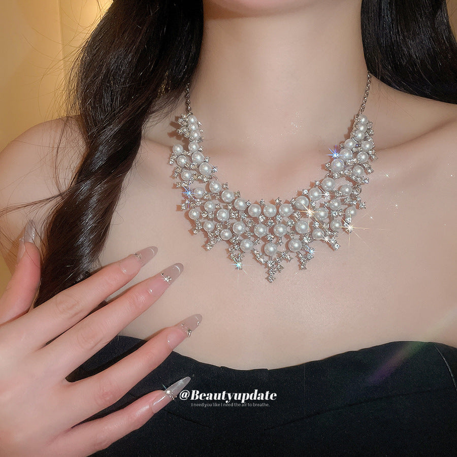 Ear Suit Light Luxury High-grade Dress Dinner Jewelry Set