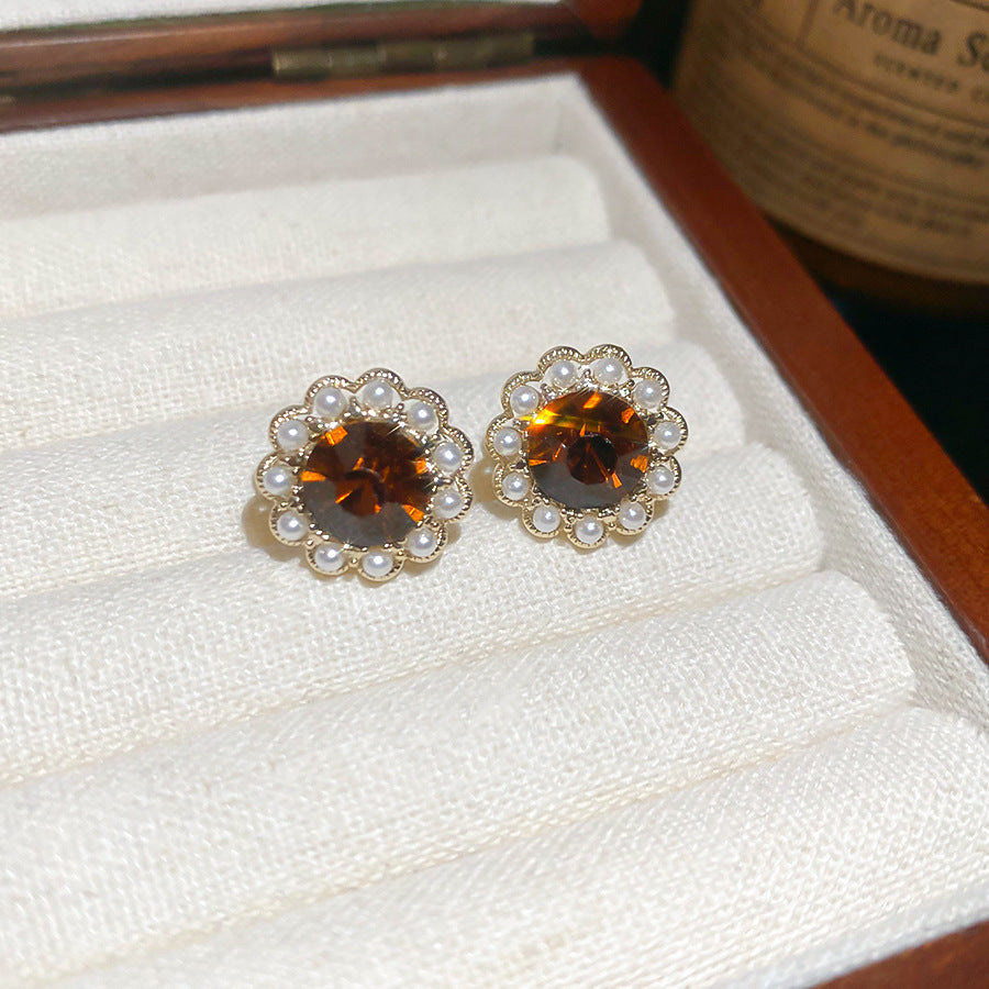 French Flash Zircon Flower Pearl Light Luxury Earrings